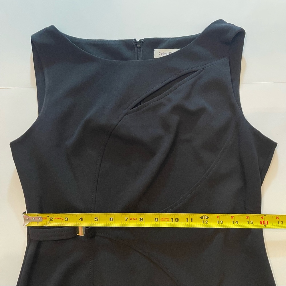 Calvin Klein Black Sleeveless Sheath Bateau Neck Gold Buckle Stretch Dress 12 - Picture 10 of 11
